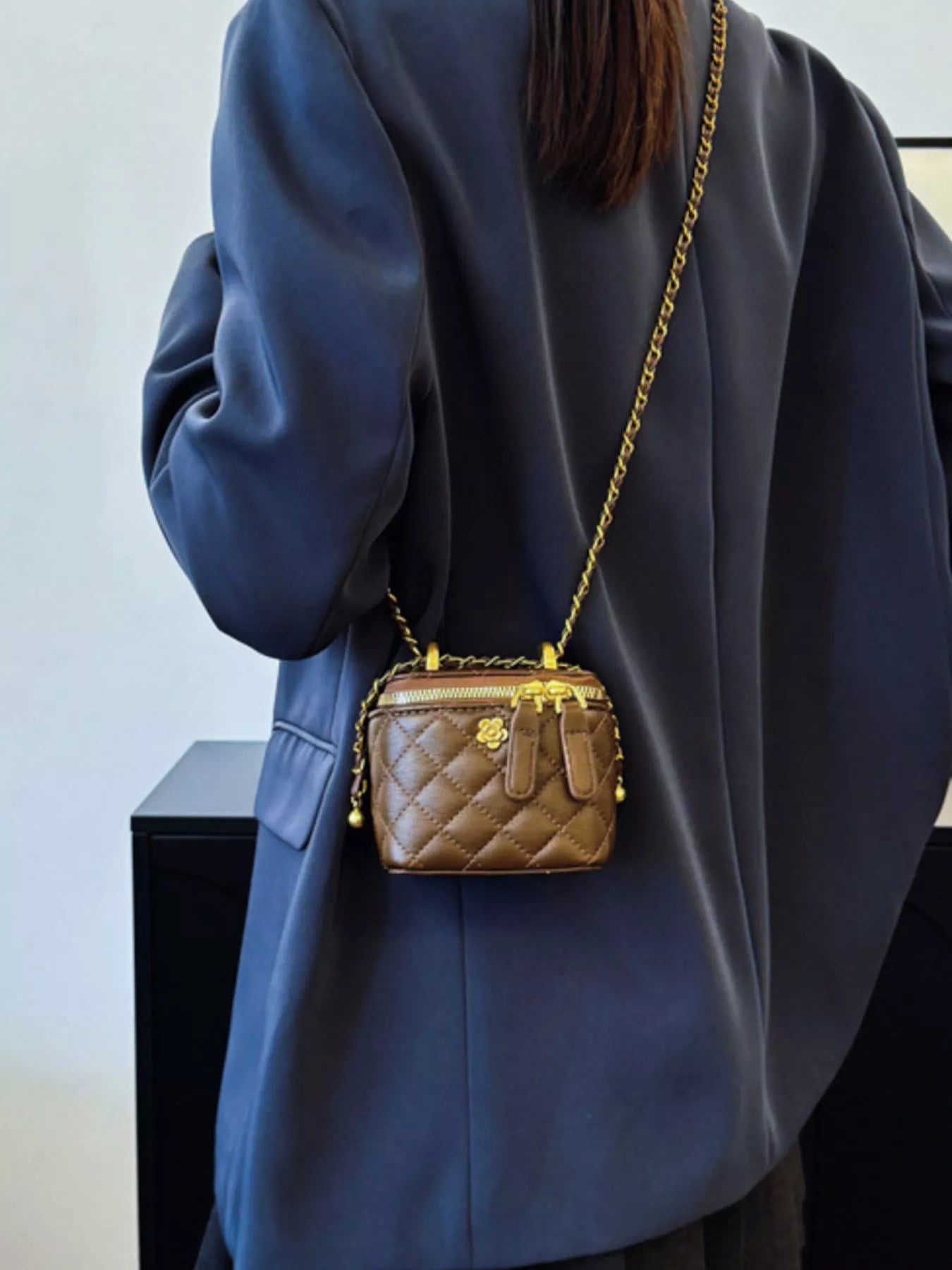 Quilted Chain Strap Crossbody Bag
