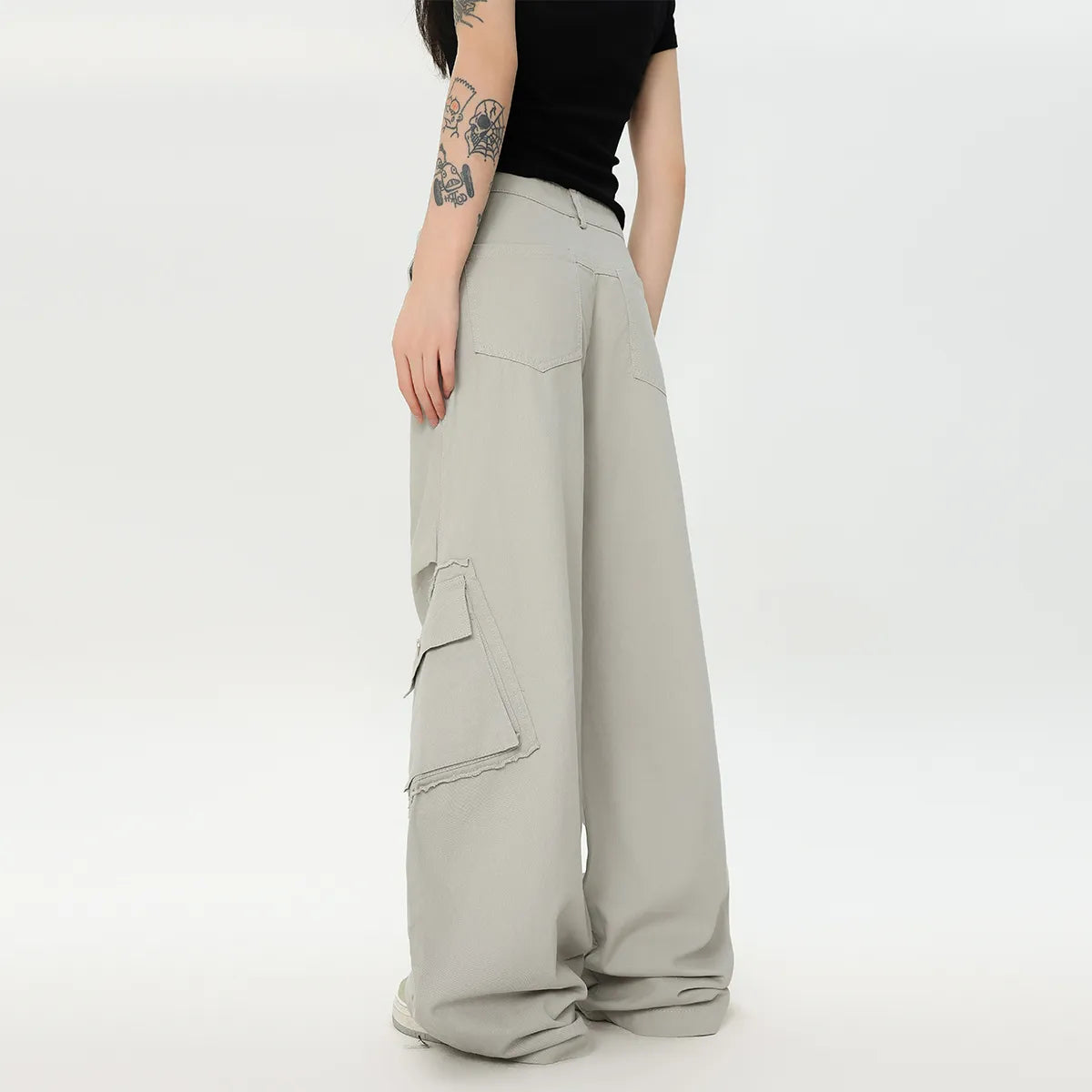 Men's Wide Leg Cargo Pants