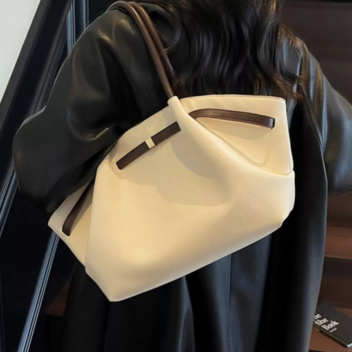 Large Capacity Shoulder Bag