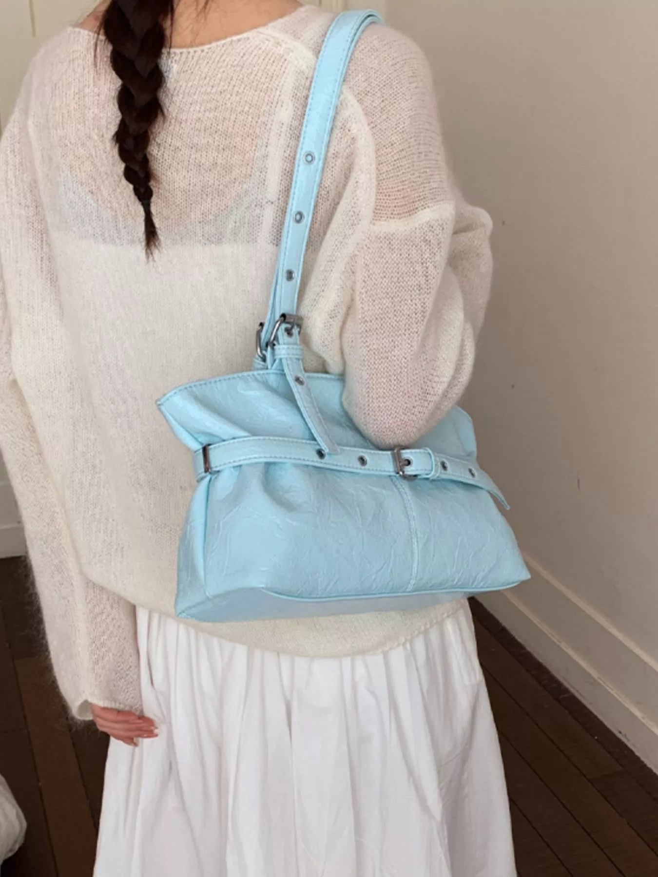 Buckle Detail Shoulder Bag
