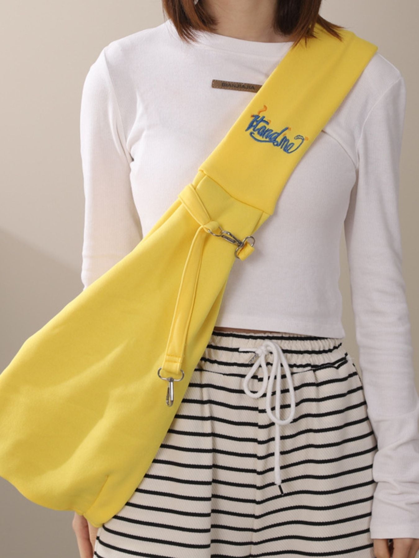 Comfortable Pet Carrier Sling Bag