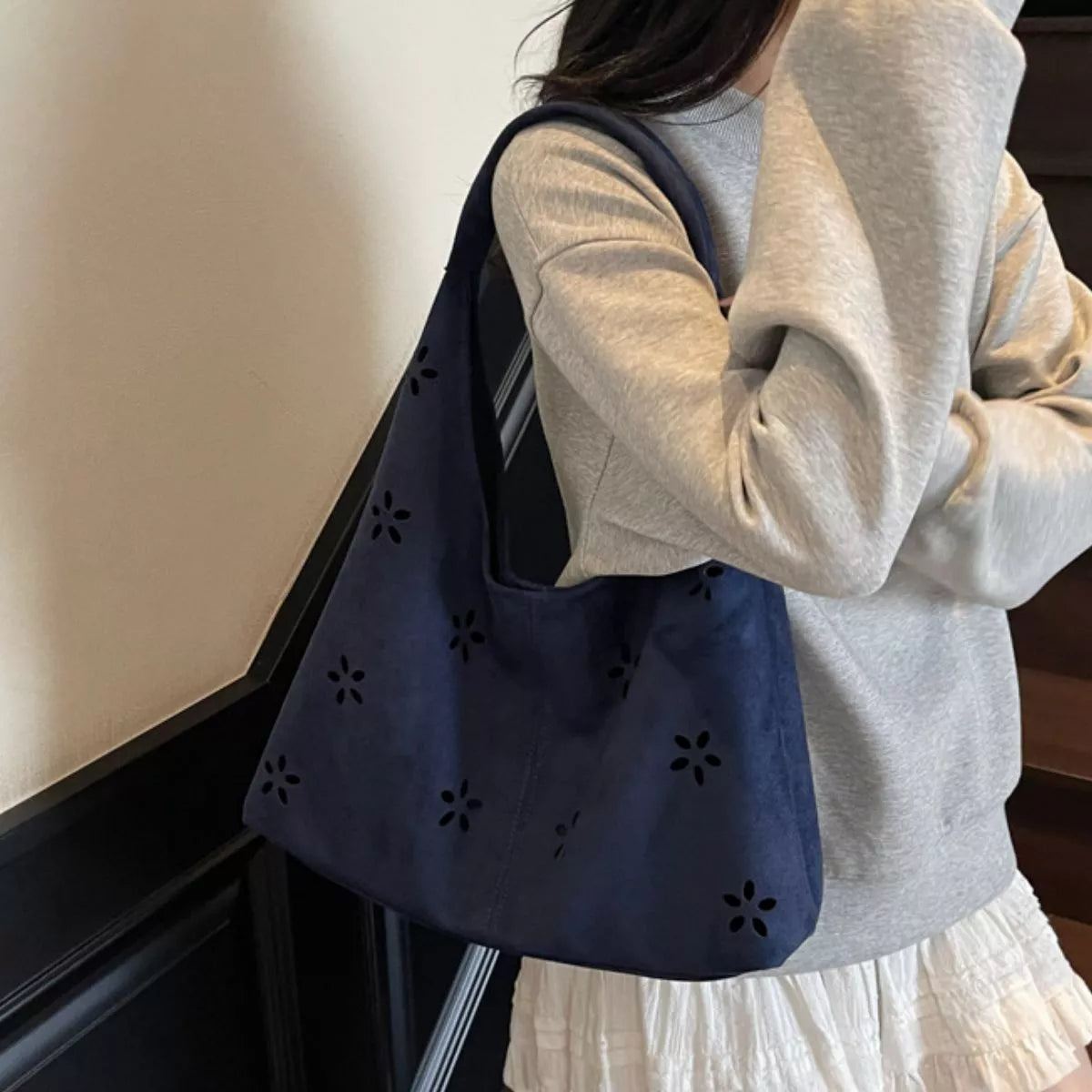 Cut-out Shoulder Bag