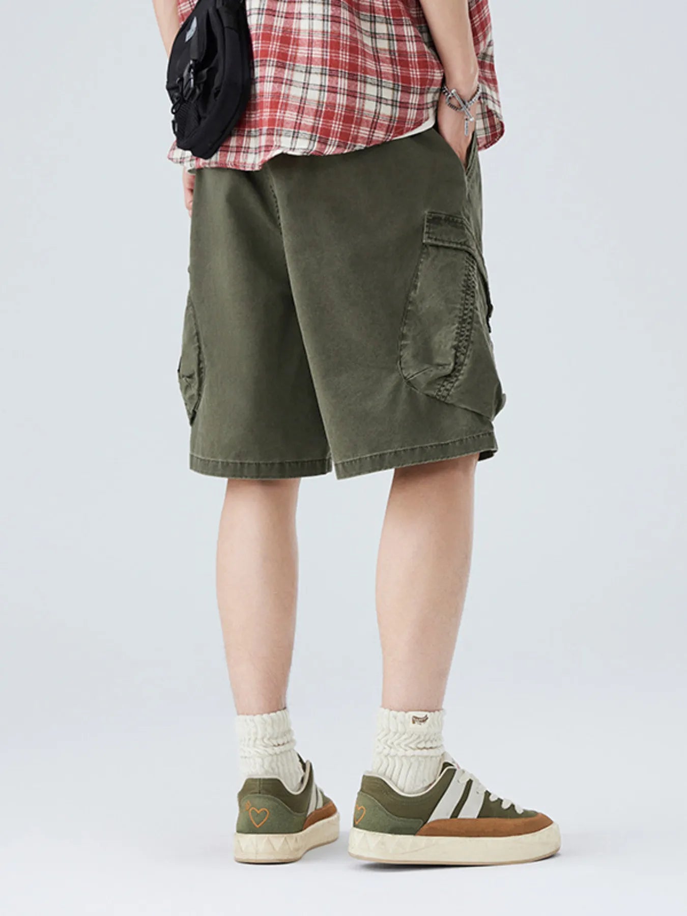 Men's Plus Size Cargo Shorts with Multiple Pockets