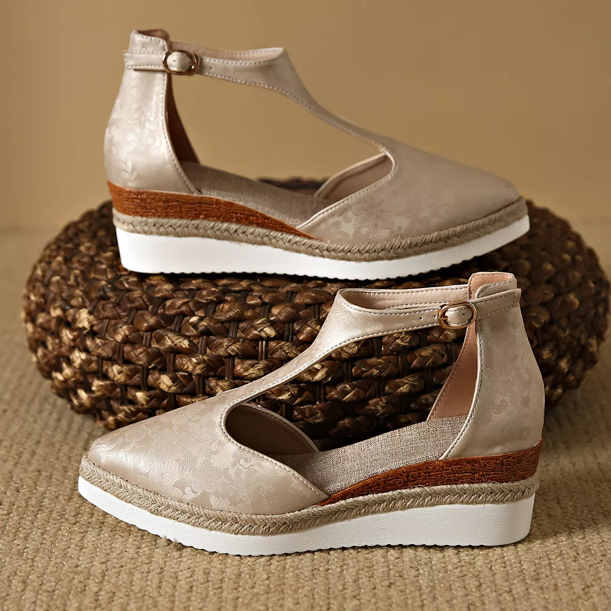Point Toe Wedge Sandals
