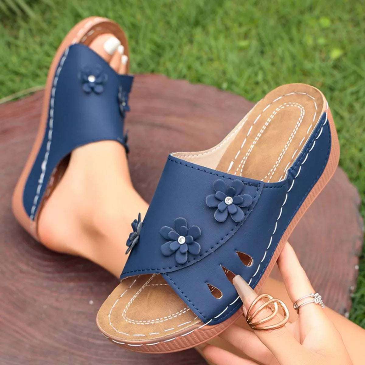 Comfortable Wedge Sandals with Floral Embellishments