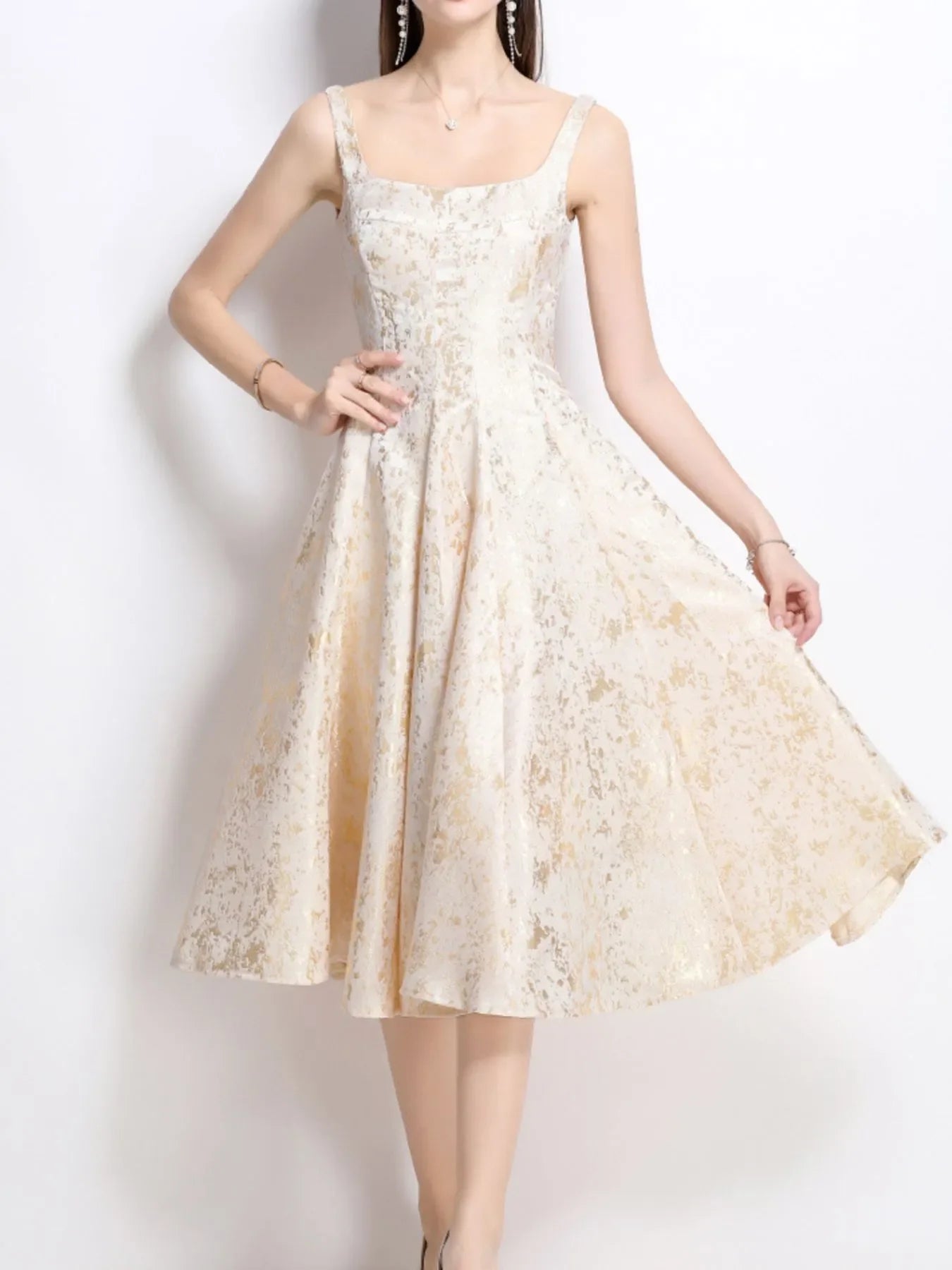Floral A-Line Sleeveless Midi Dress