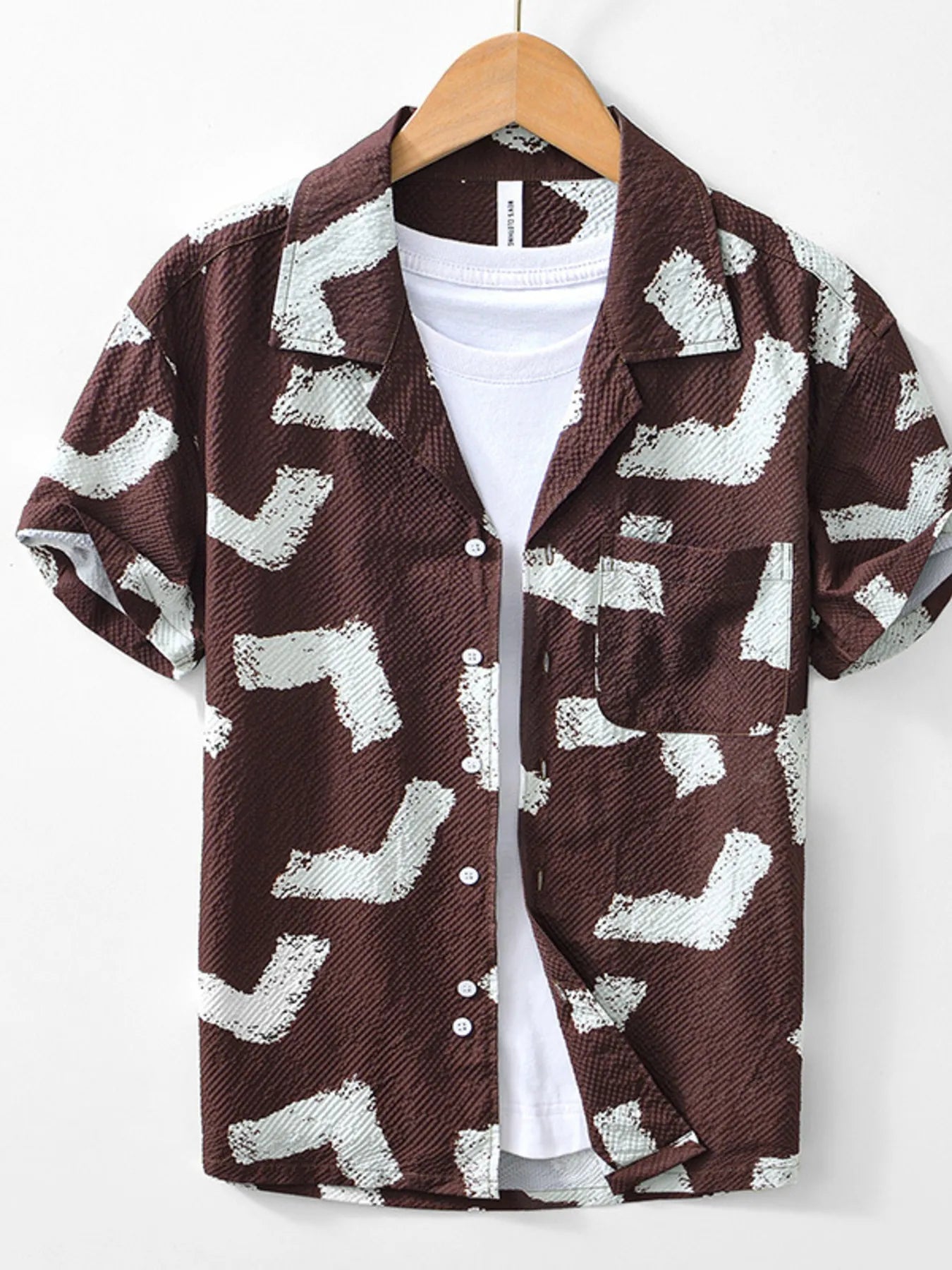 Men's Printed Button Up Short Sleeve Shirt