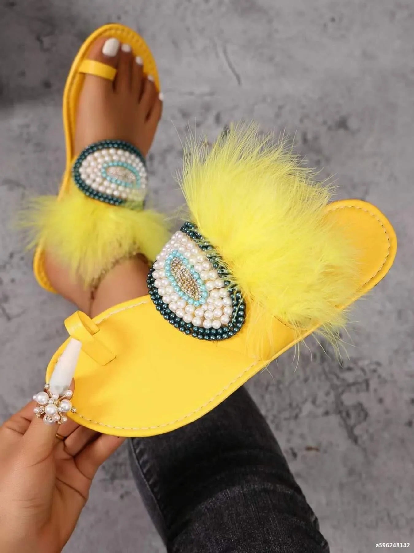 Toe Loop Fur Trim Flat Sandals