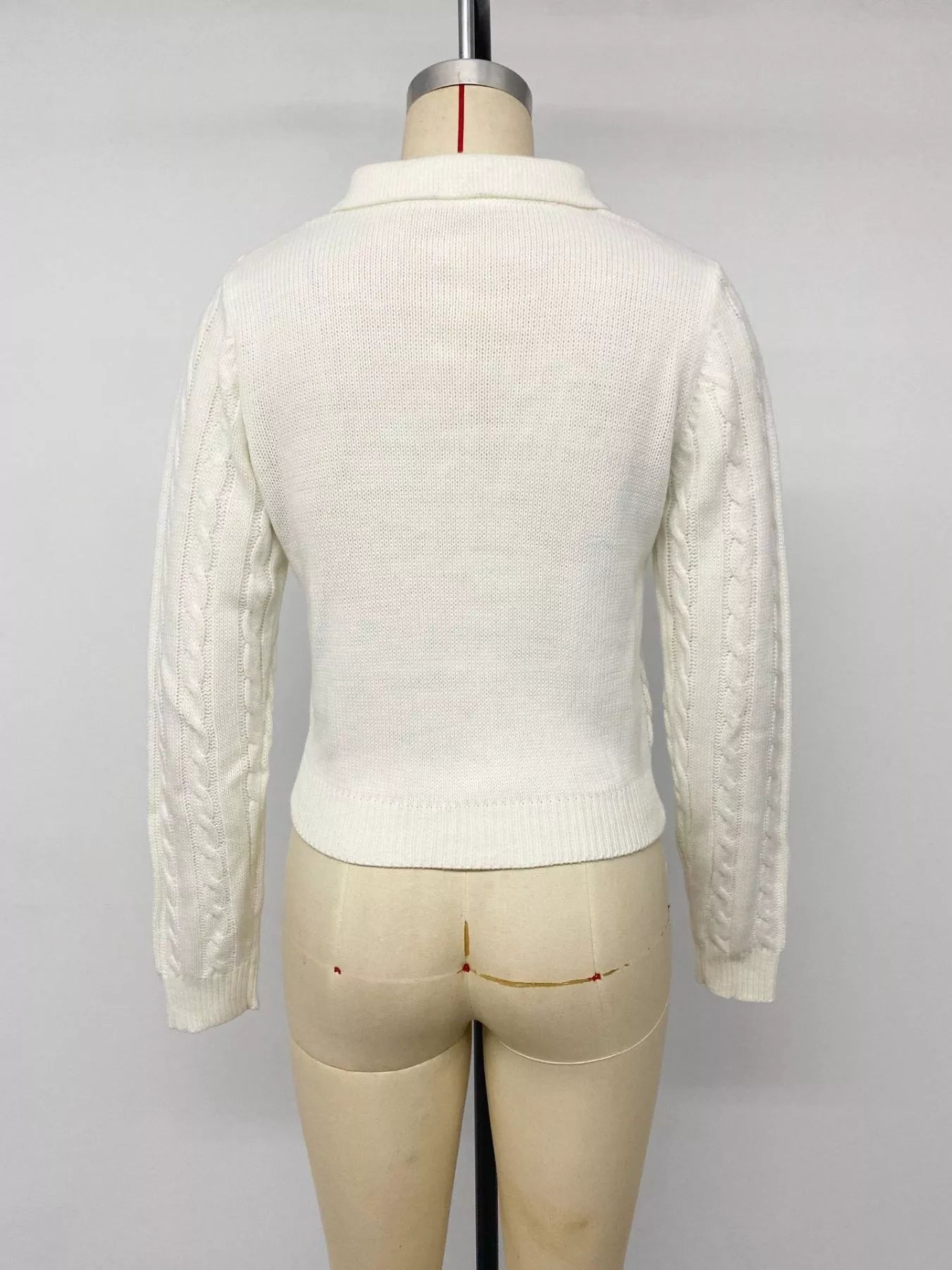Cable Knit Long Sleeve Sweater