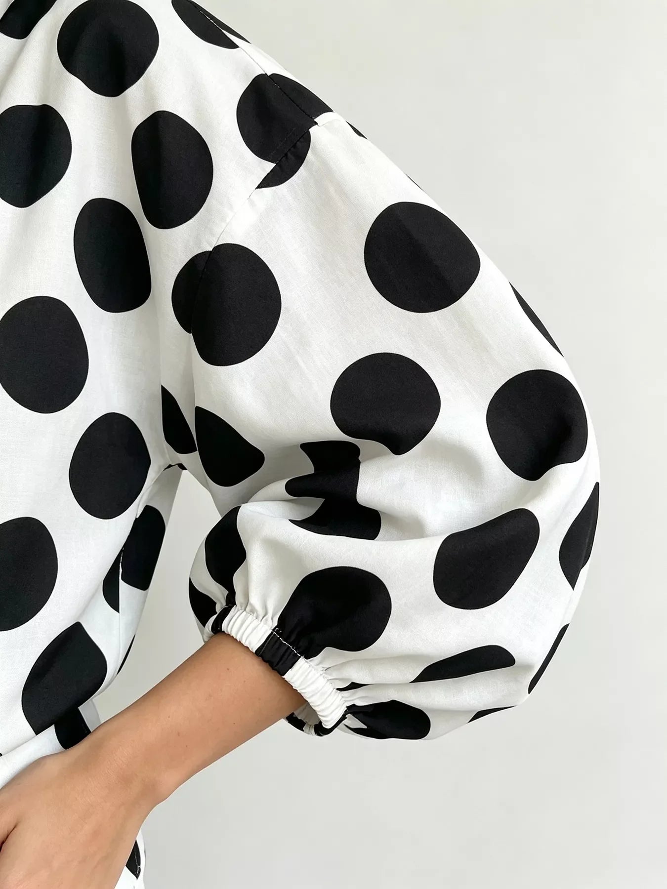 Polka Dot Puff Sleeve Shirt