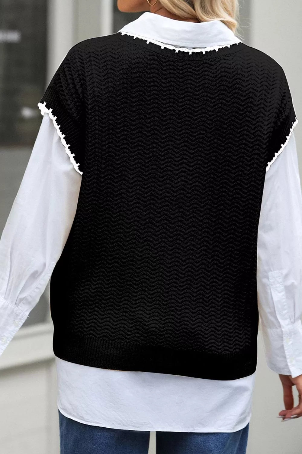 Chic Textured Knit Sleeveless Sweater Vest