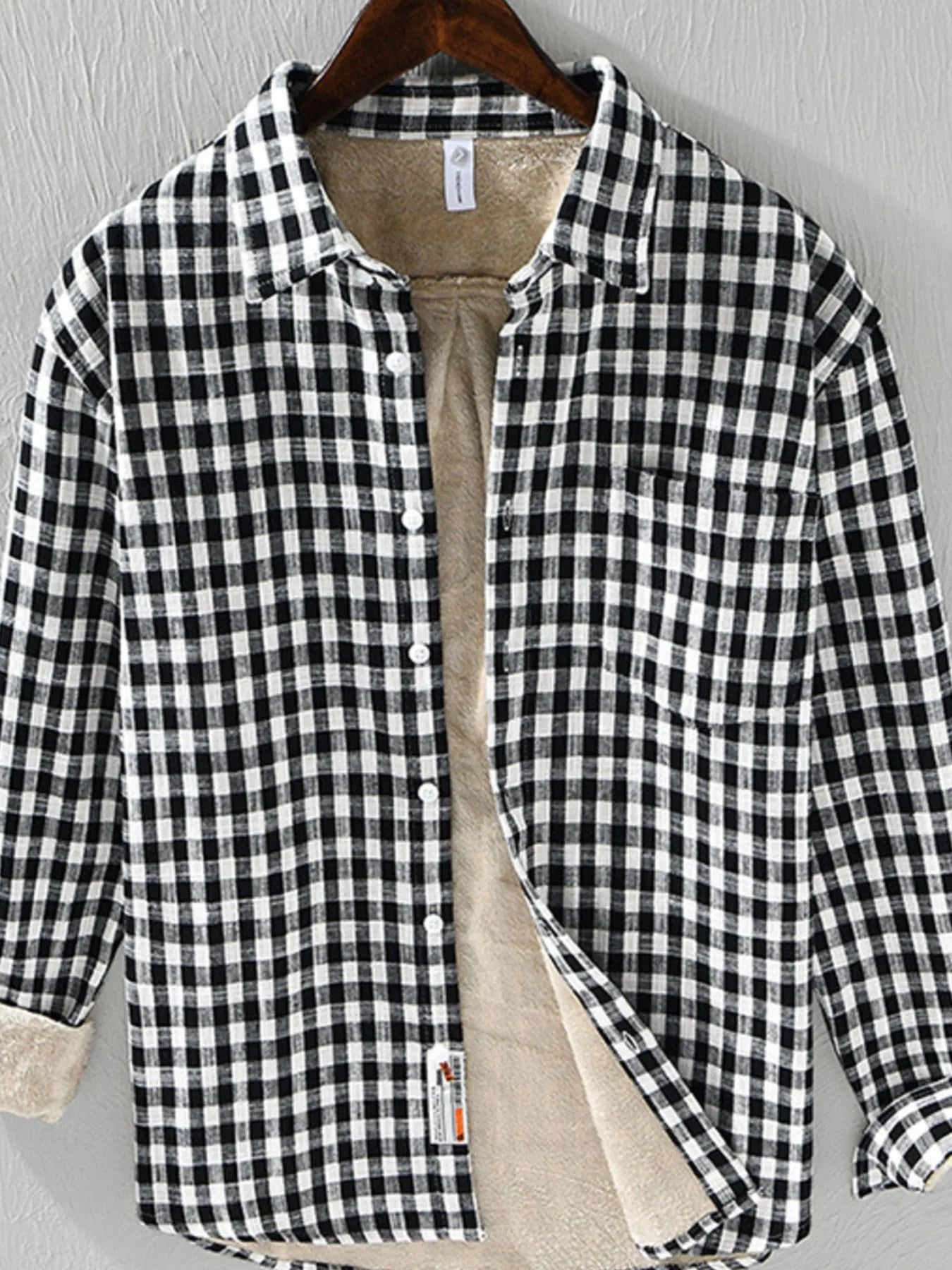 Men's Plus Size Plaid Button-Down Shirt with Contrast Inner Lining