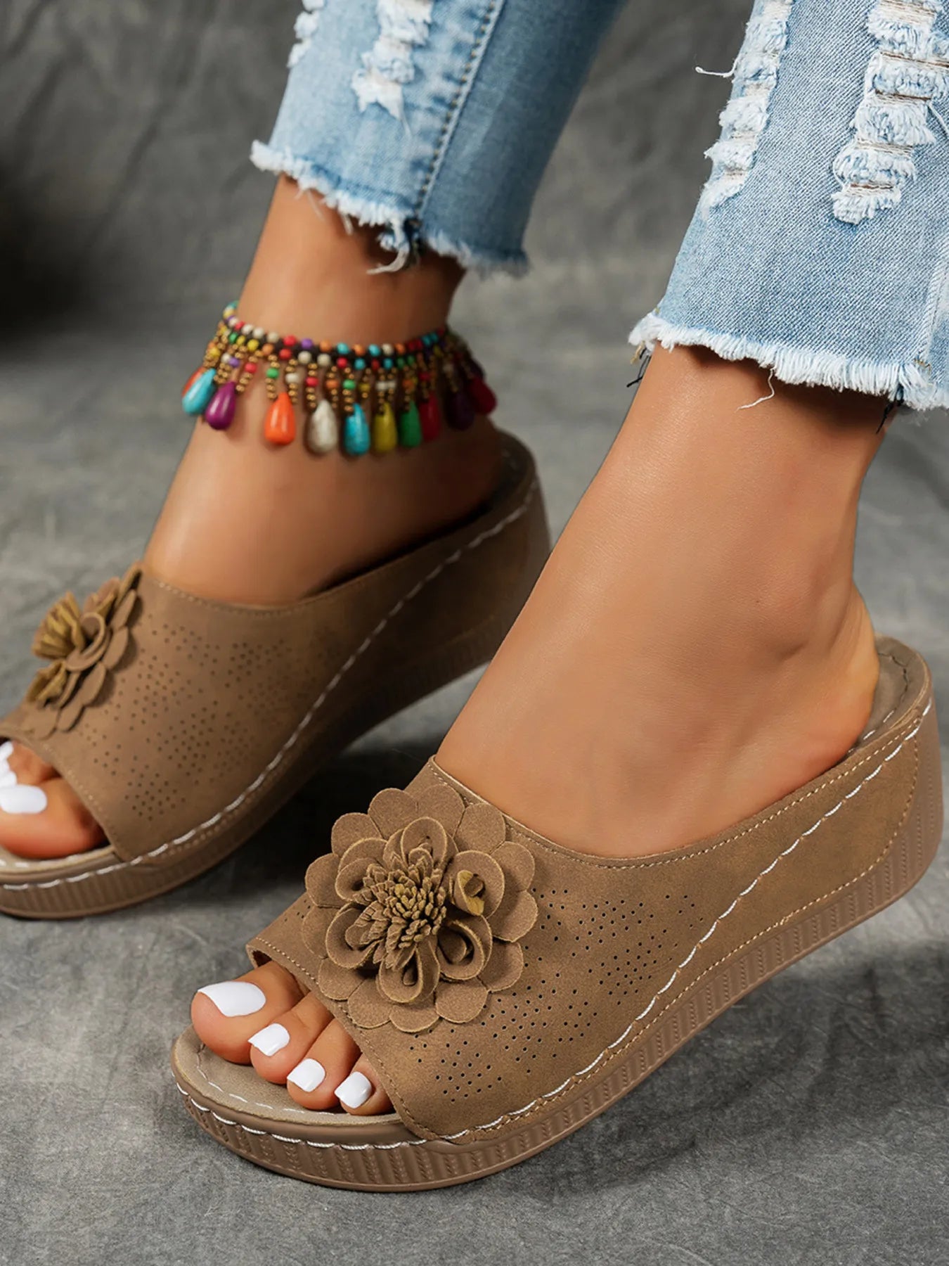 Flower Peep Toe Wedge Sandals