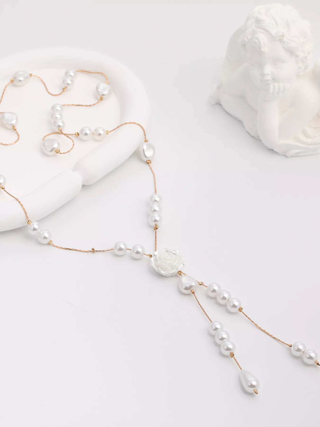 Elegant Pearl and Rose Pendant Necklace