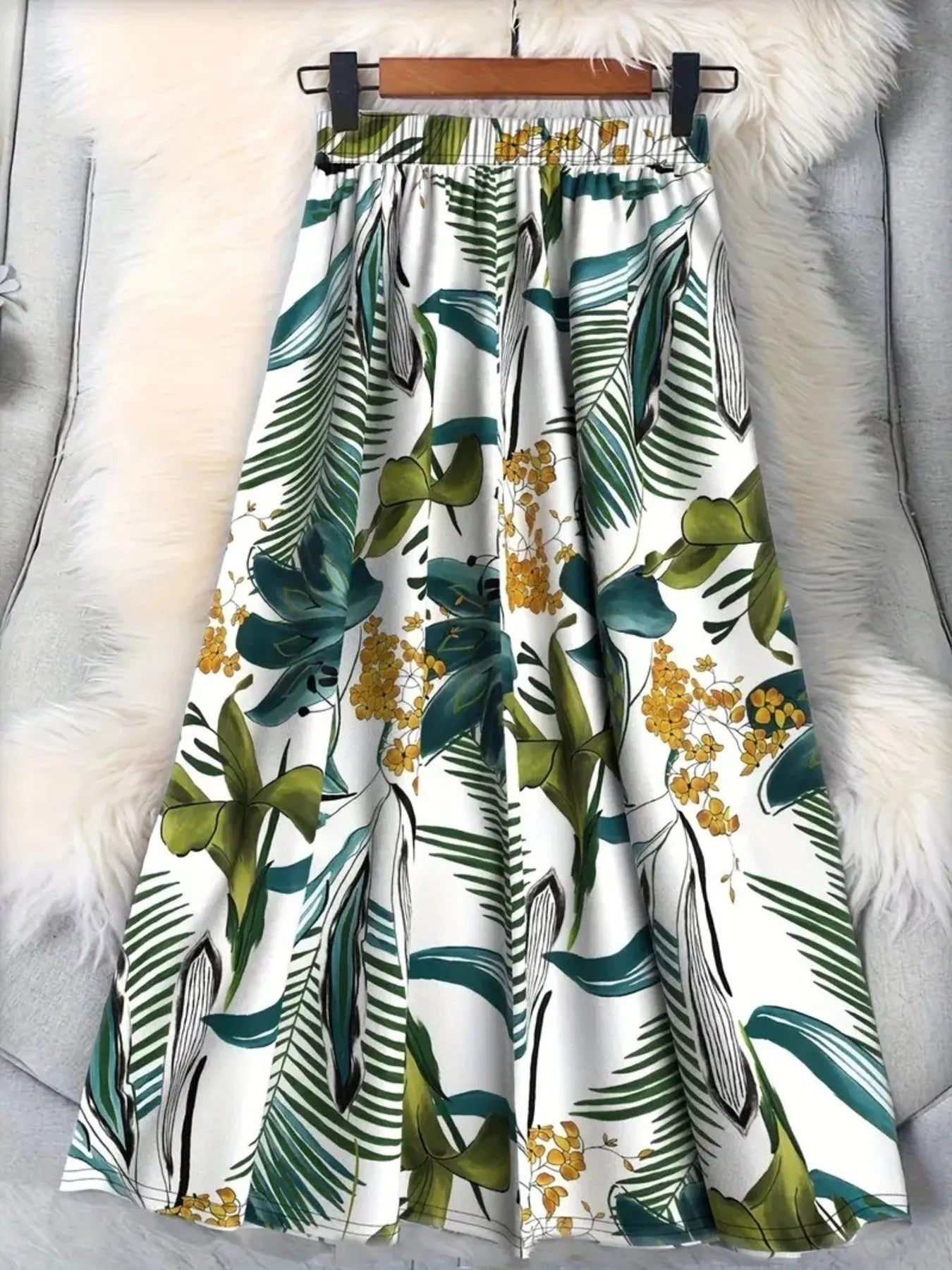 Printed Elastic Waist Skirt