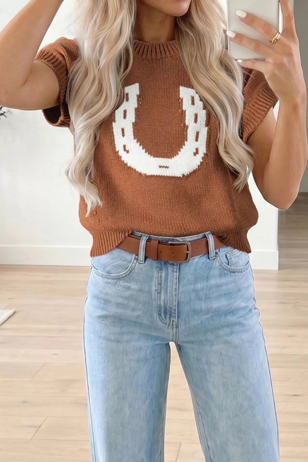 Western Horseshoe Pattern Short Sleeve Knit Sweater