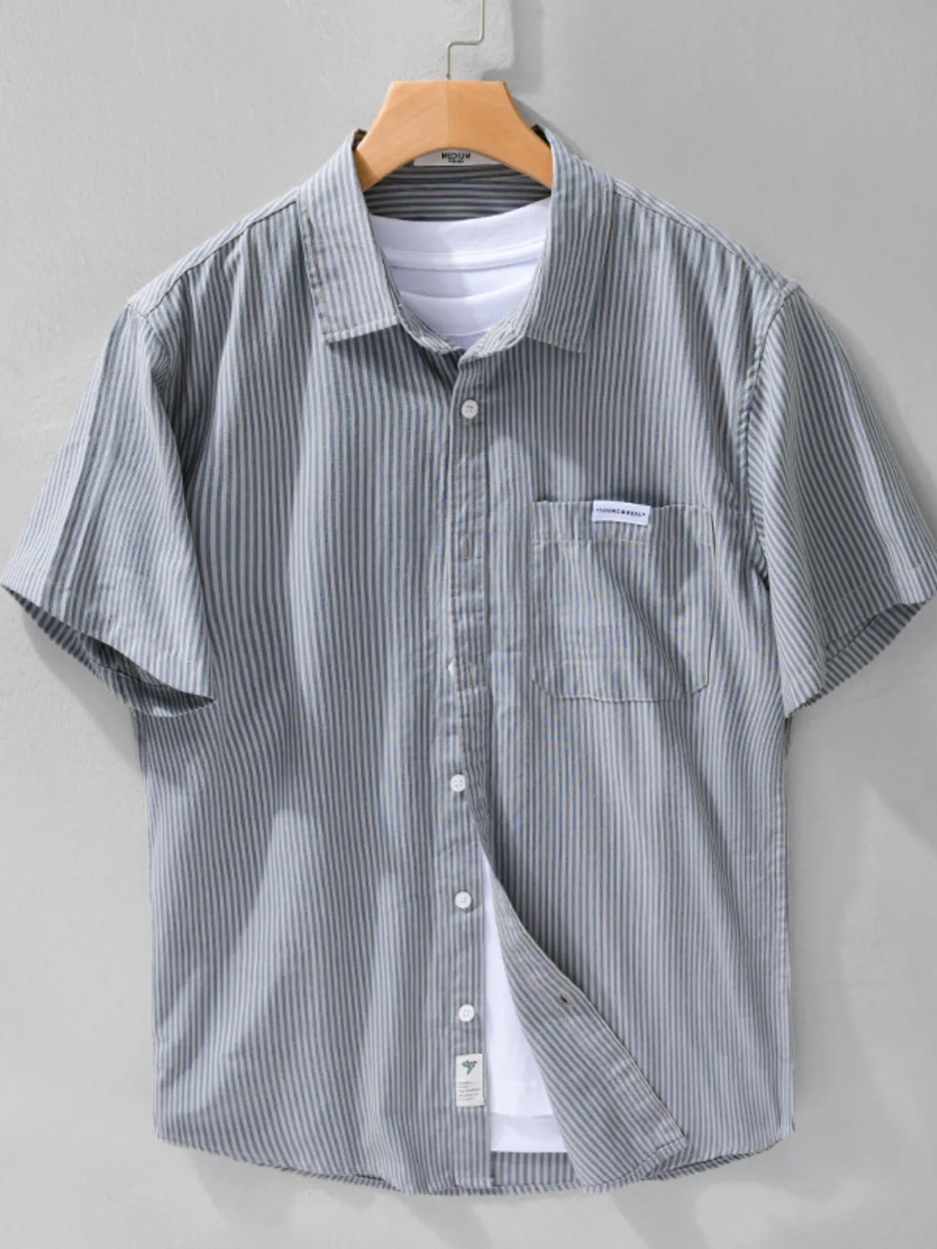 Men's Plus Size Short Sleeve Button-Up Shirt