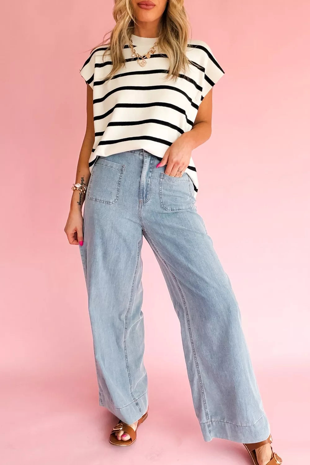 Solid Full-Length Regular Pocket Detail Jeans