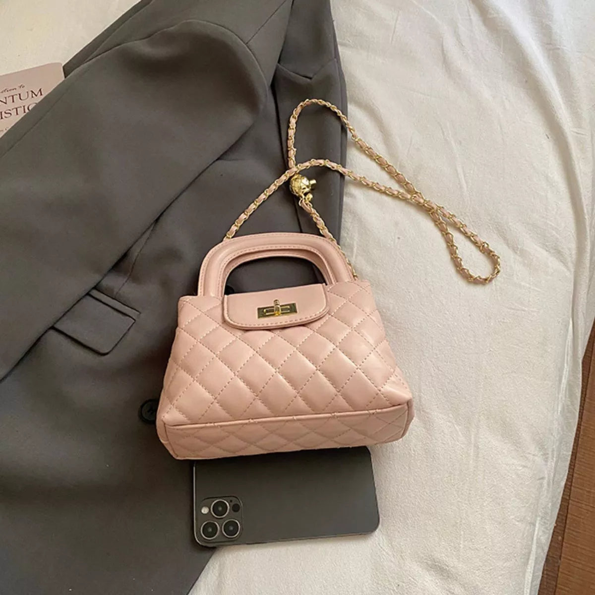 Quilted Chain Strap Crossbody Bag