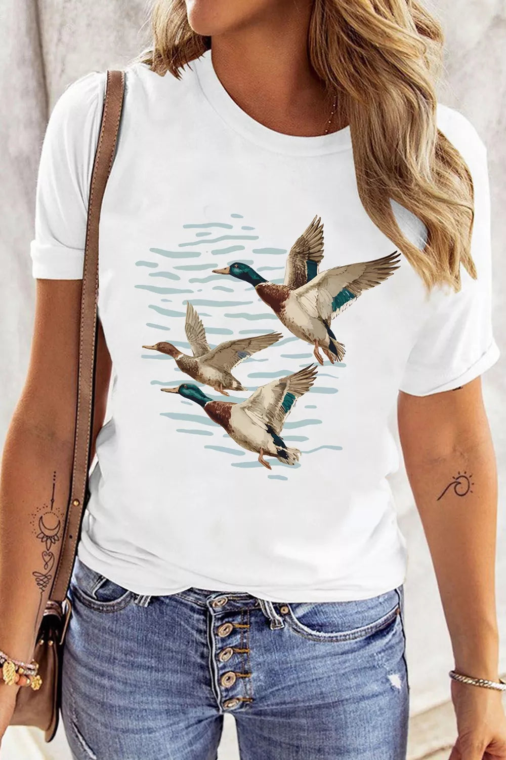 Full Size Western Mallard Lake Graphic Casual T‑Shirt Plus Size
