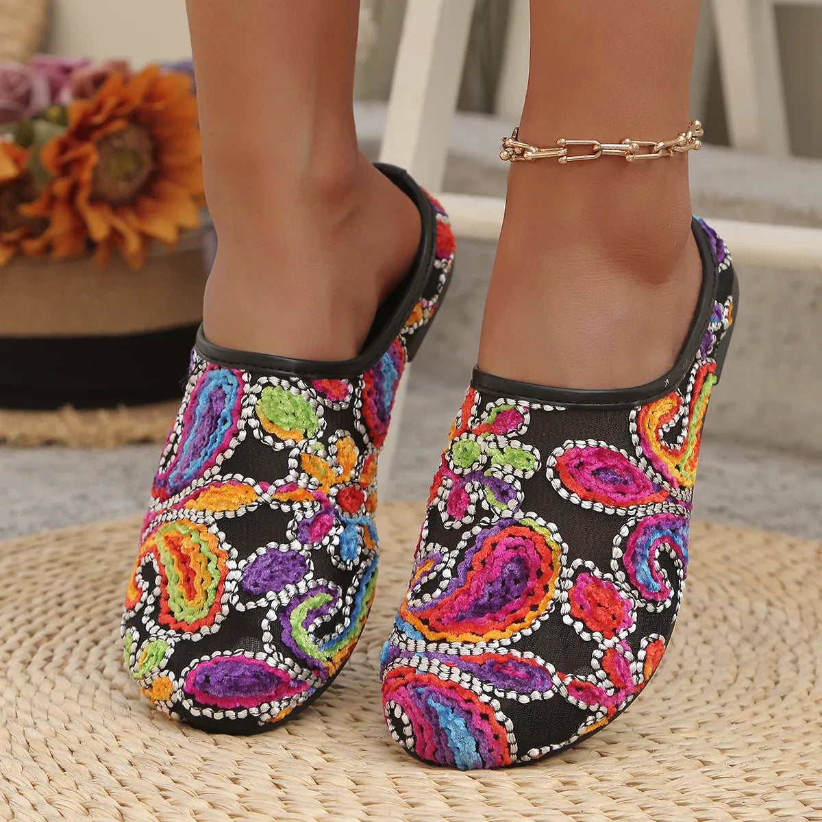 Colorful Paisley Print Round Toe Sandals