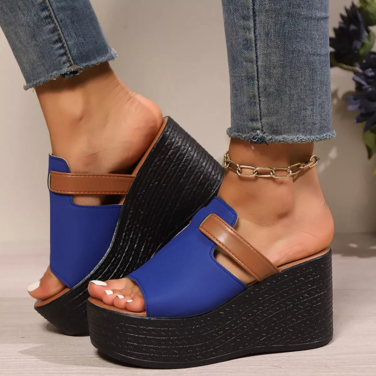 Open Toe Platform Wedge Sandals