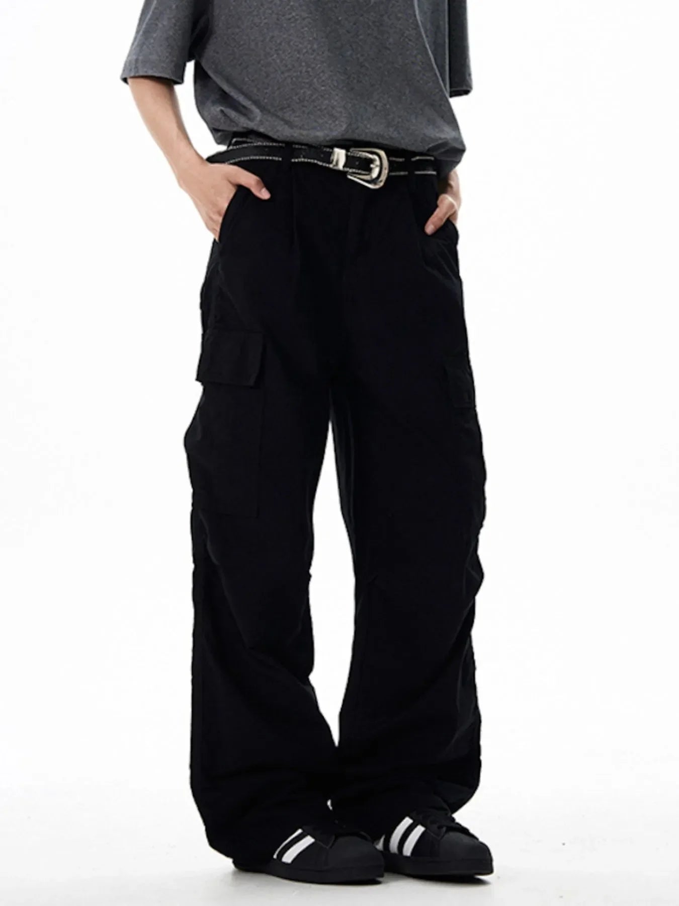 Men's Wide Leg Cargo Pants