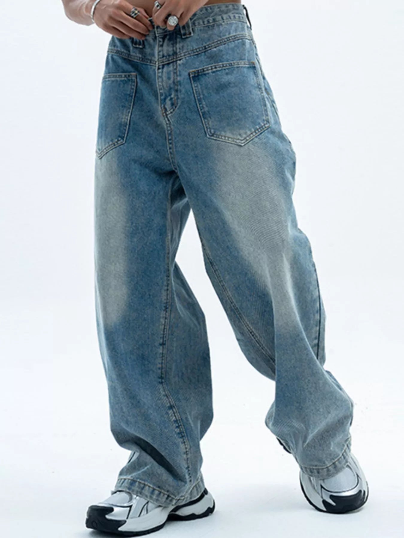 Men's Vintage Wash Wide Leg Jeans