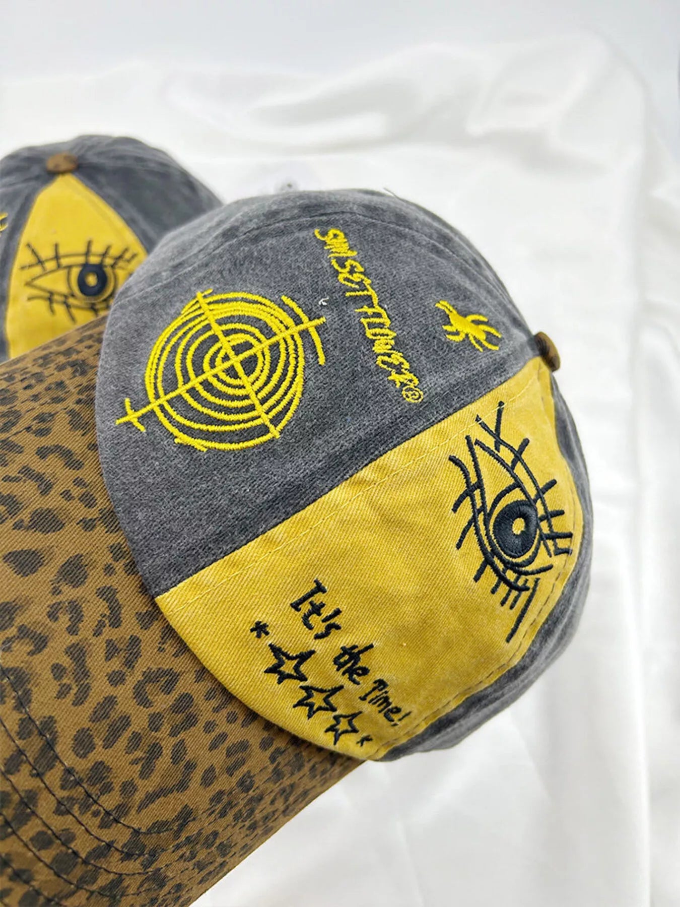 Printed Baseball Cap with Leopard Brim