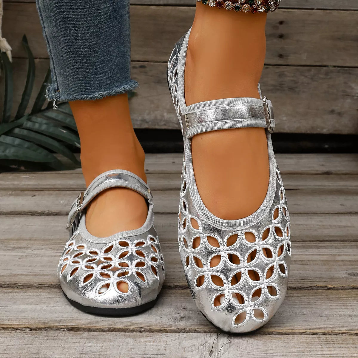 Round Toe Cutout Slip-Ons