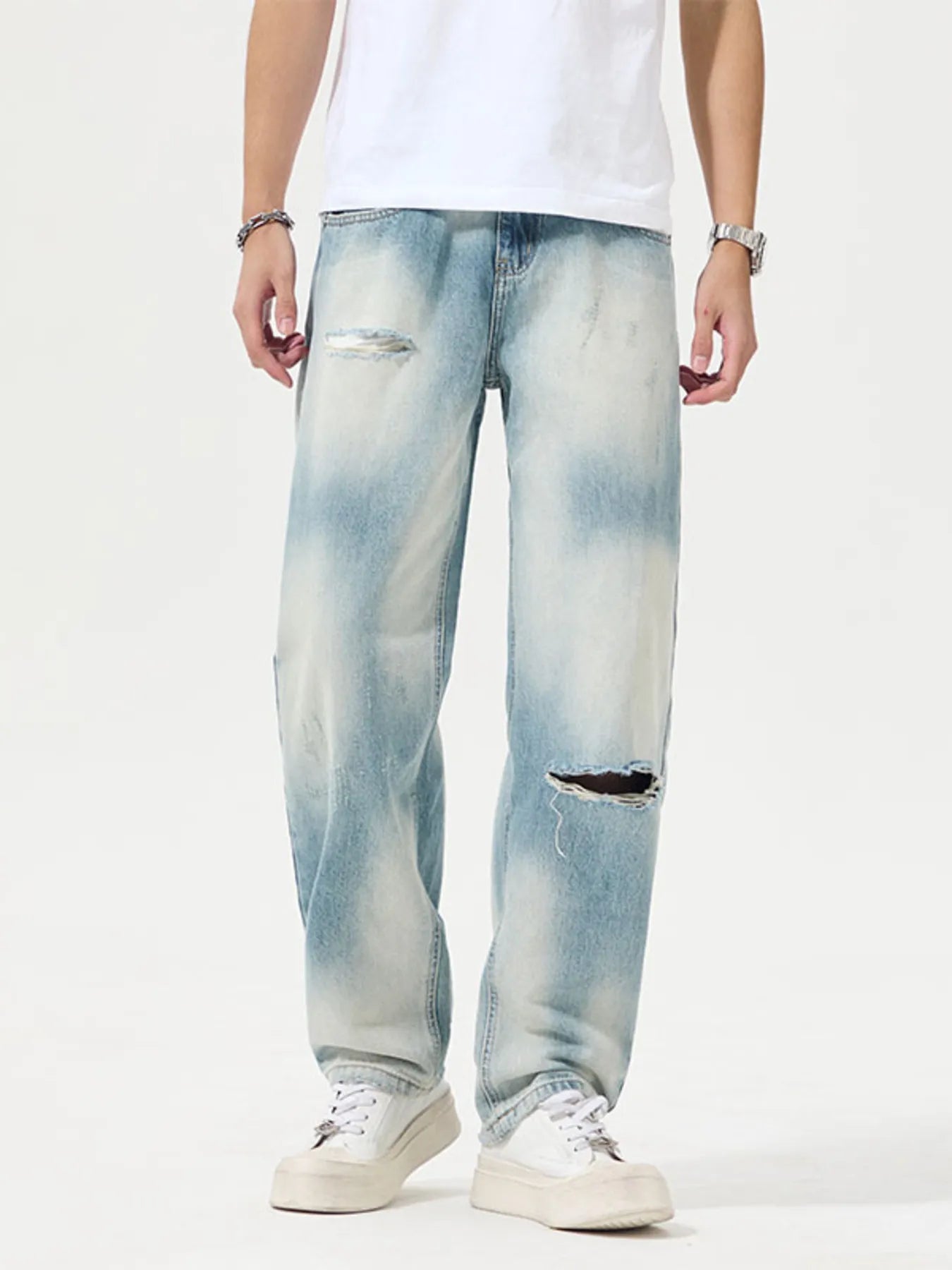 Men's Distressed Relaxed Fit Jeans