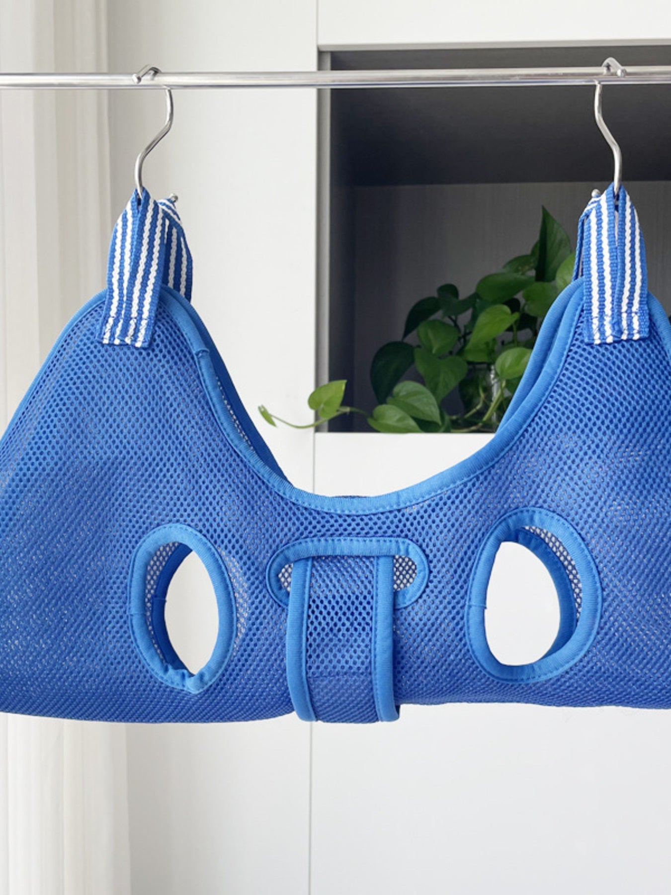 Pet Grooming Hammock for Easy Bathing & Nail Trimming