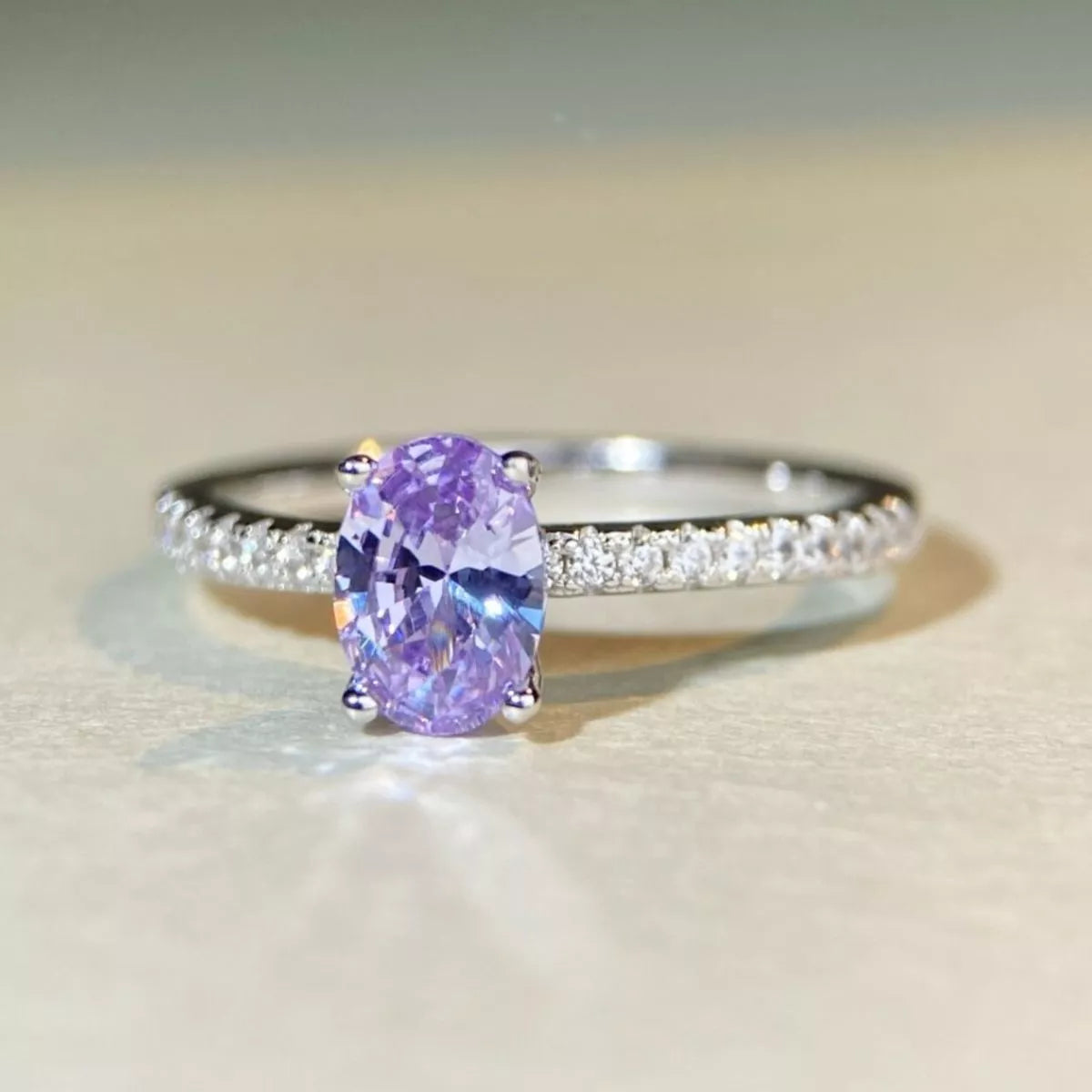 925 Sterling Silver Zircon Oval Ring