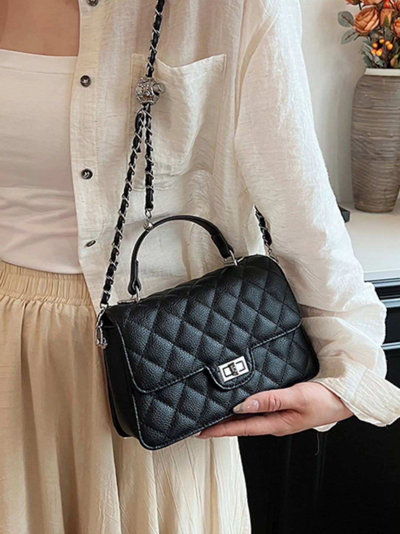 Quilted Chain Strap Crossbody Bag