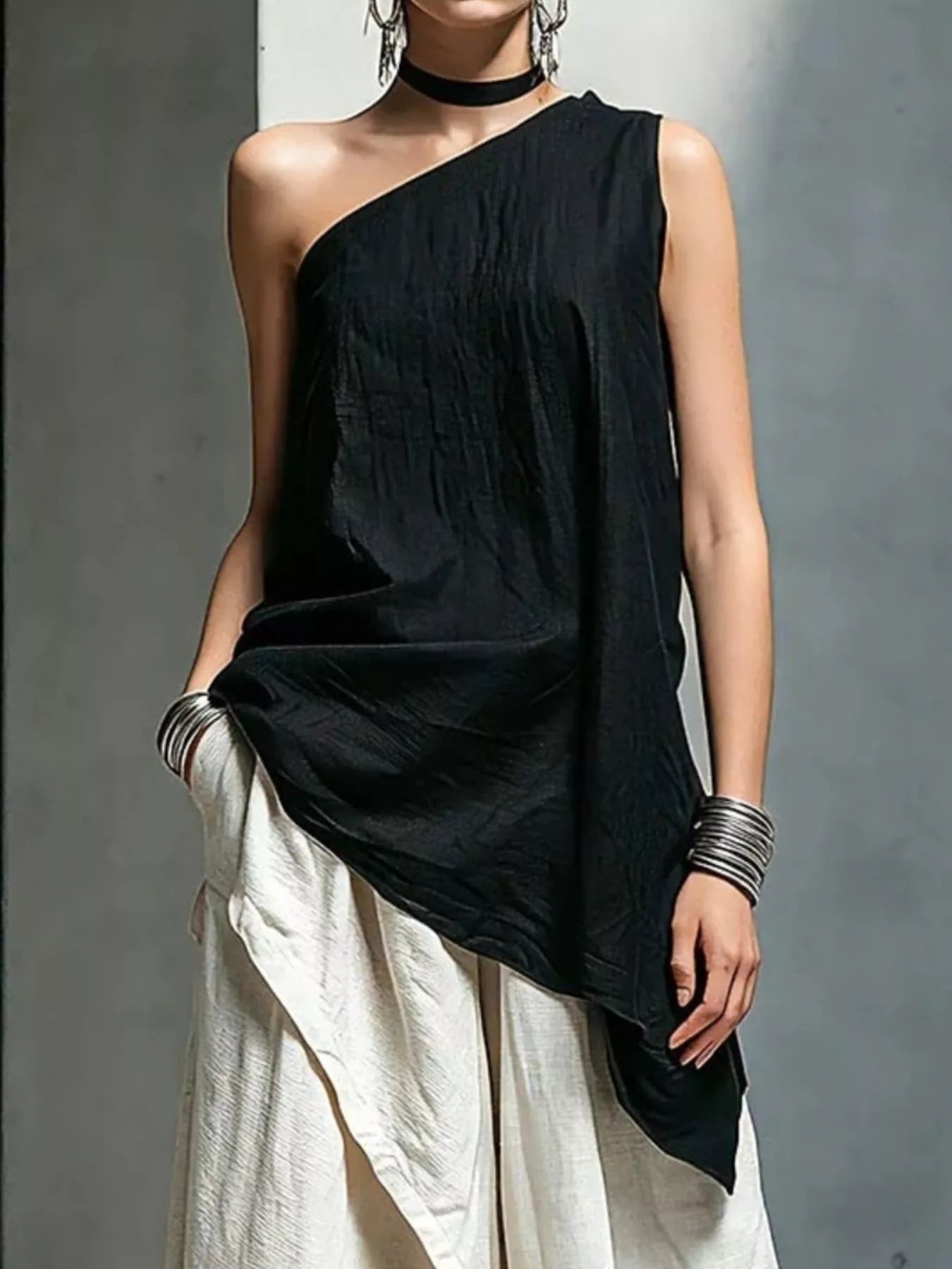Full Size Asymmetrical One-Shoulder Sleeveless Top Plus Size
