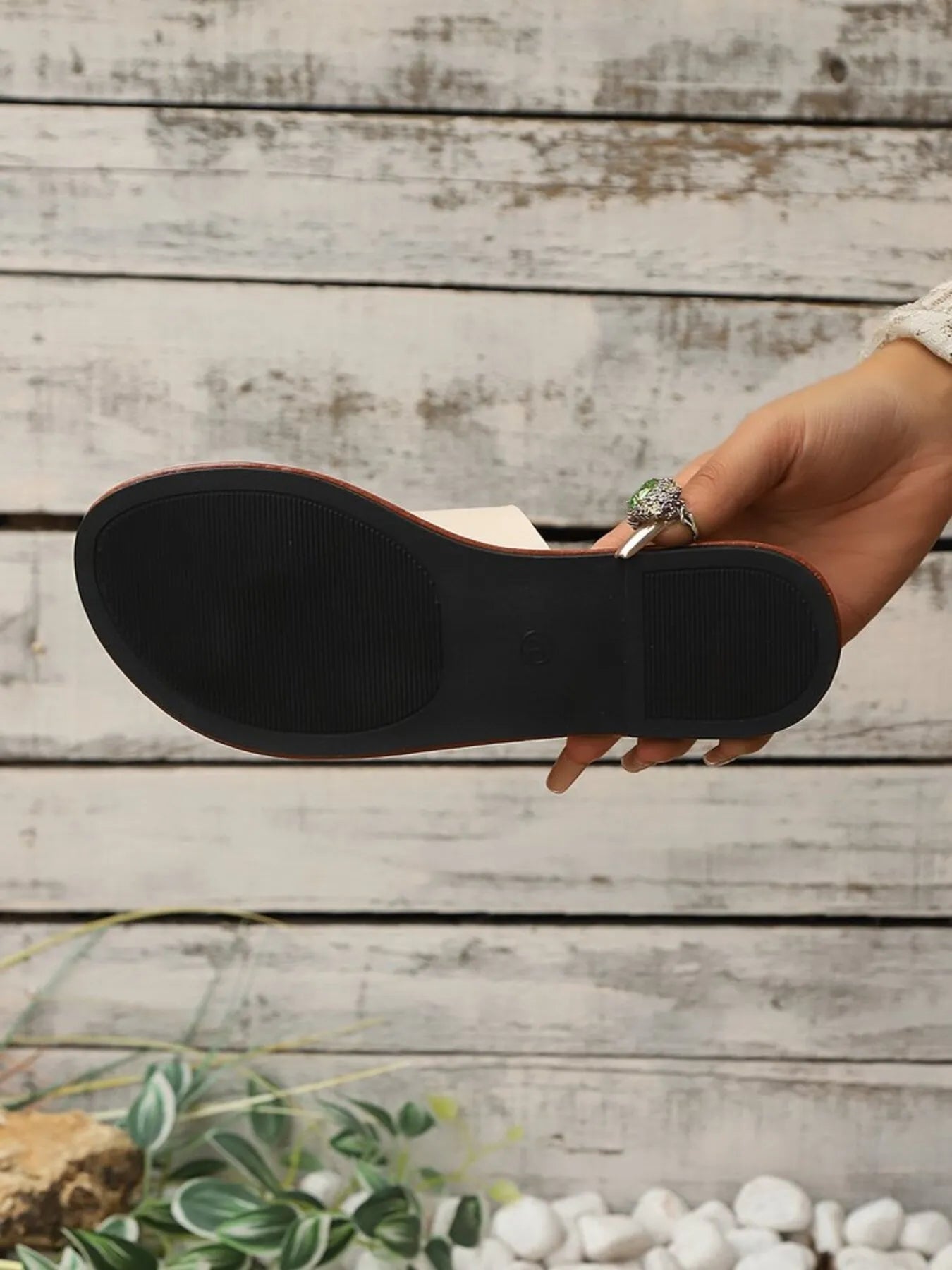 Toe Loop Flat Sandals