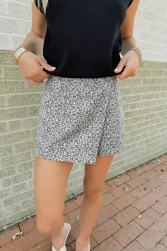 Leopard Print Elastic Waist Denim Shorts