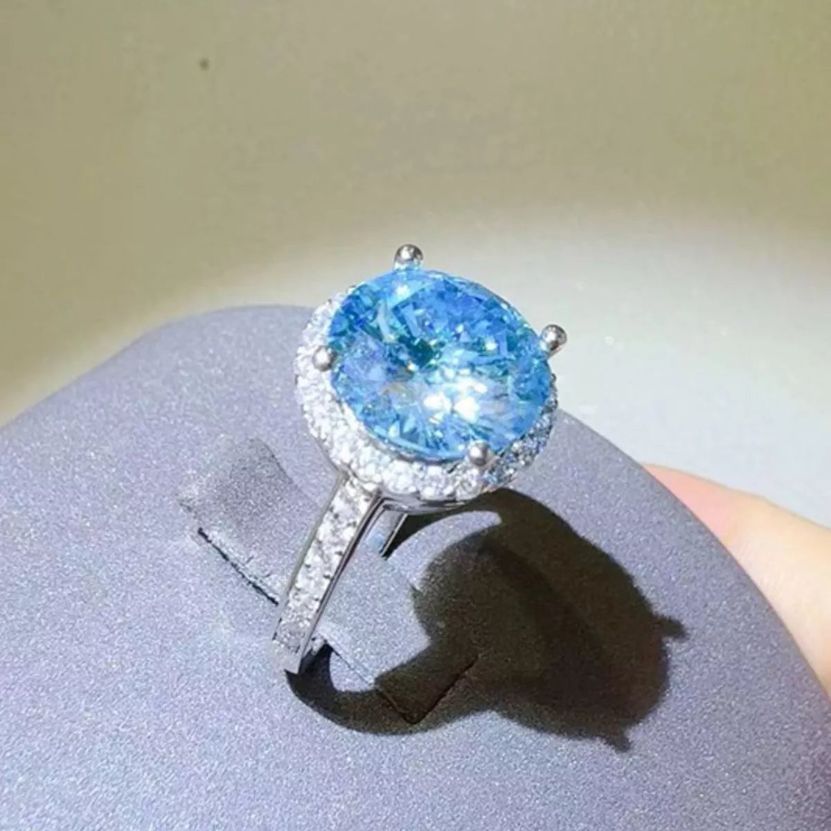 1 Carat 925 Sterling Silver Moissanite Ring