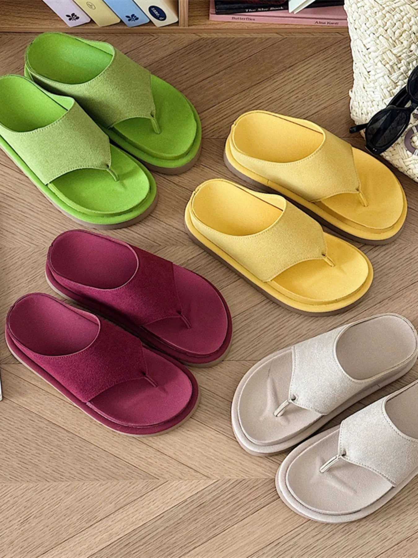Toe Post Platform Sandals