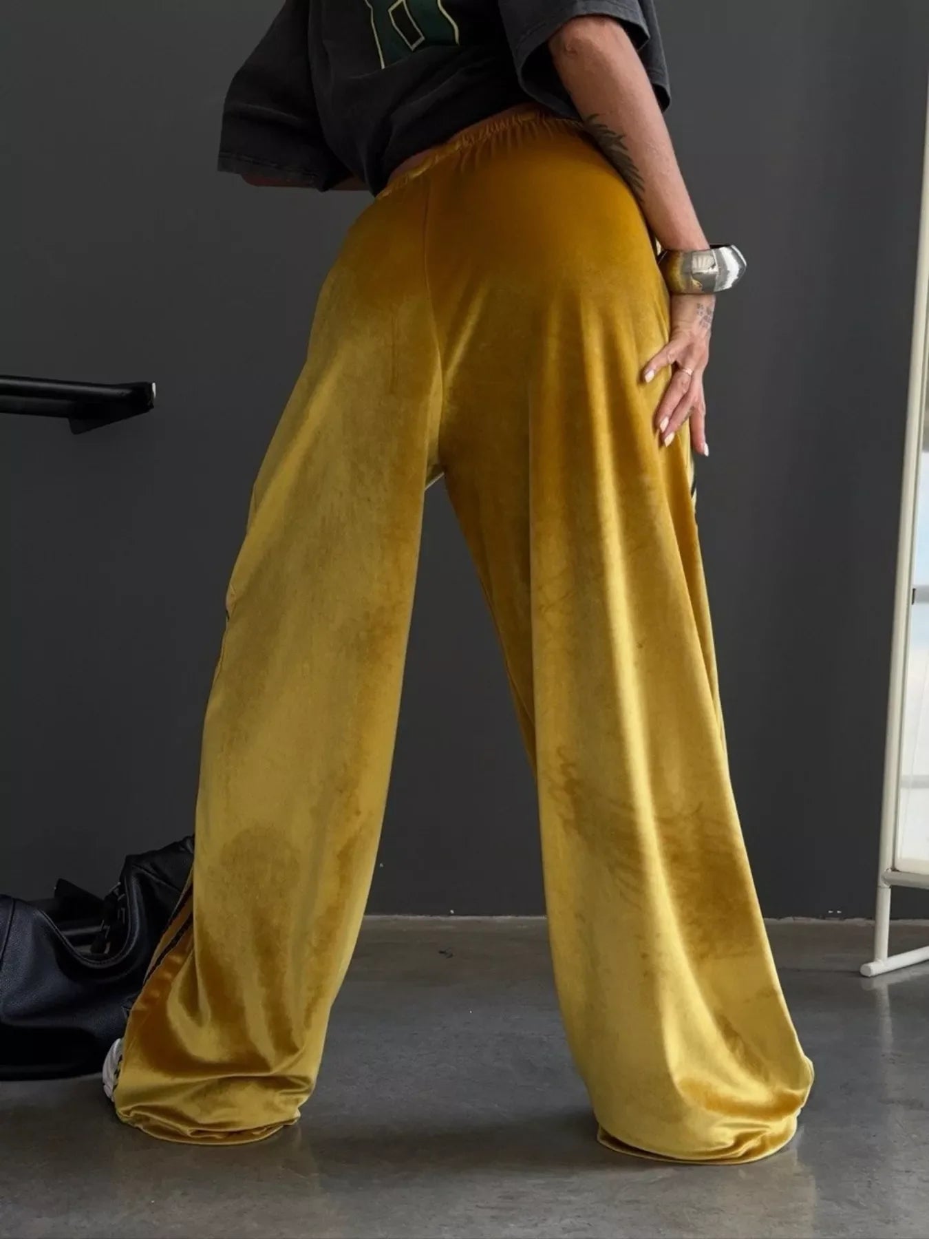 Velvet Wide-Leg Pants