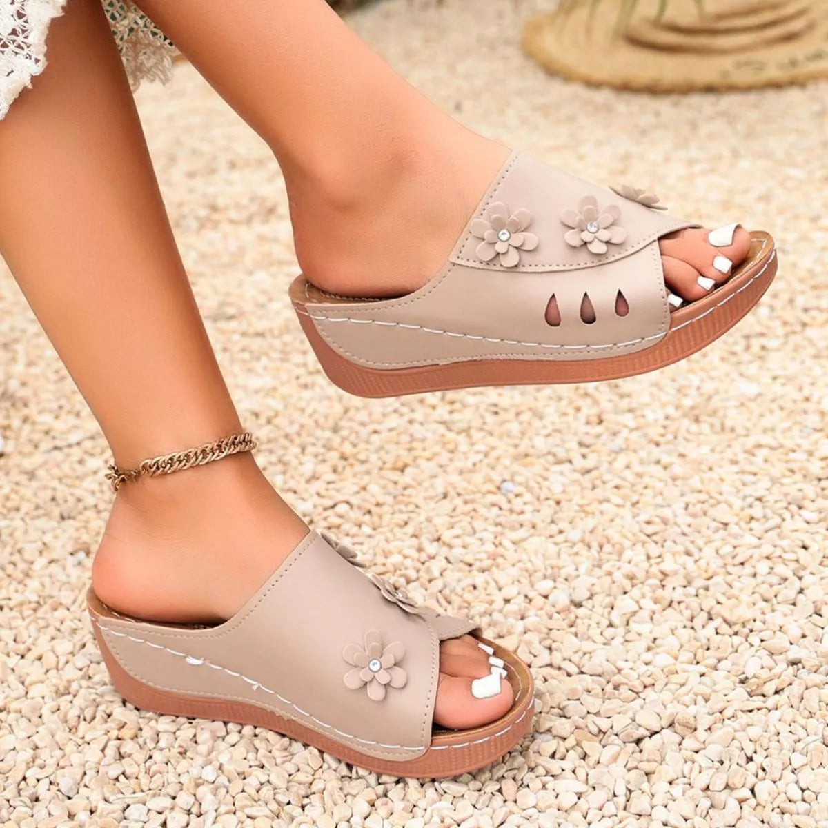 Comfortable Wedge Sandals with Floral Embellishments