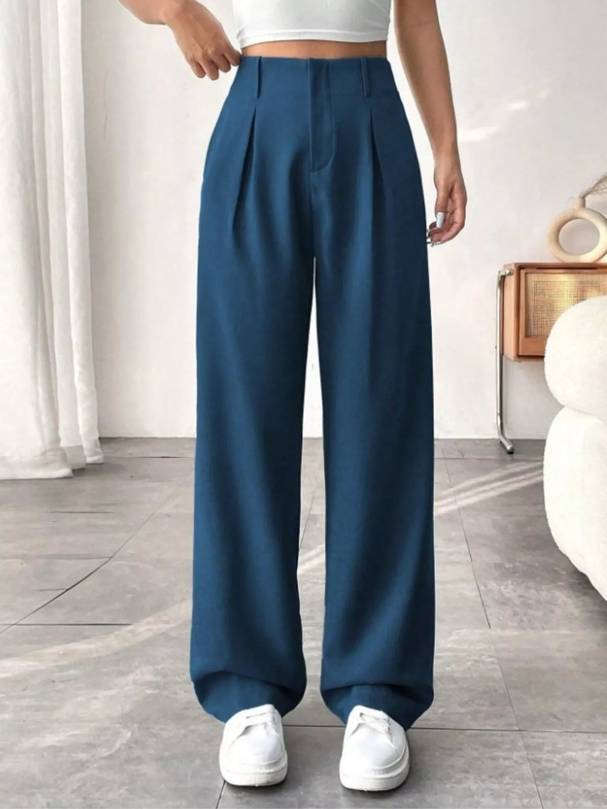 Wide Leg Pleated Pants