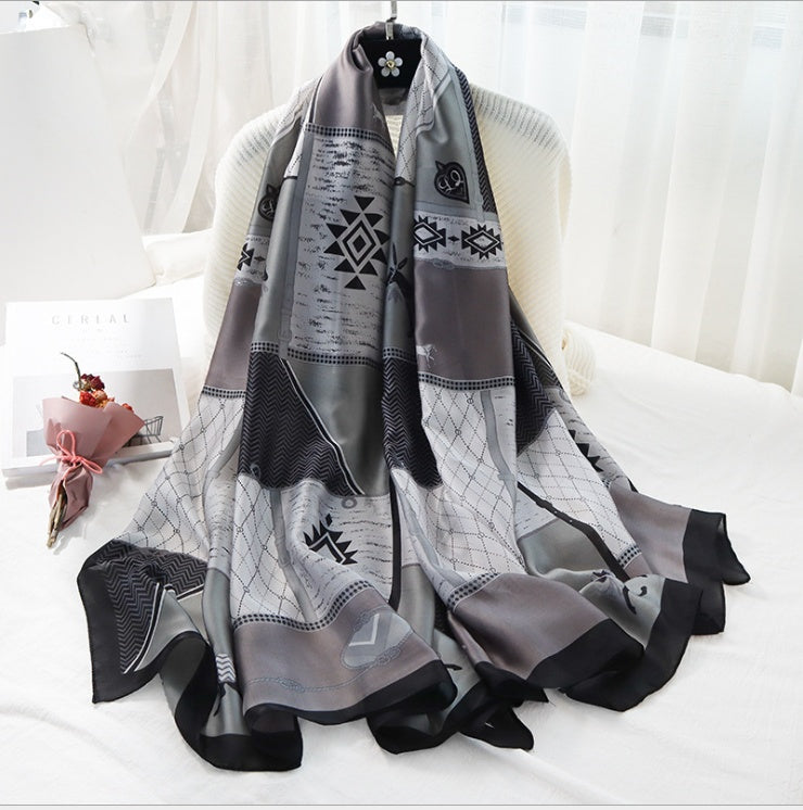 Women's silk scarf (See size chart where applicable)