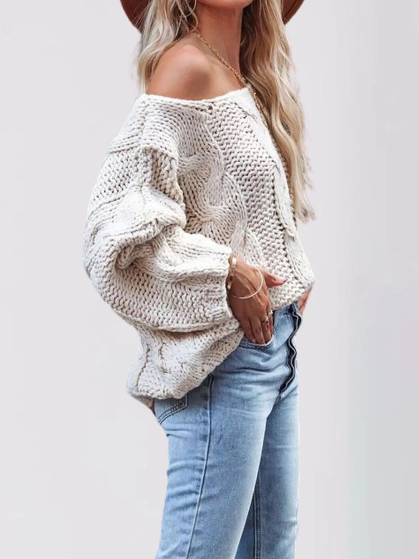 Chunky Cable Knit Long Sleeve Sweater