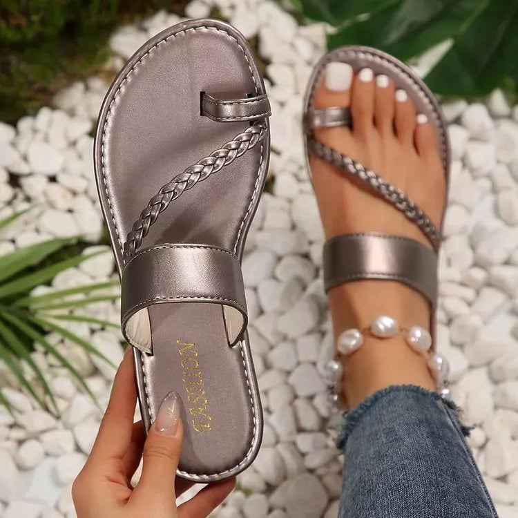 Toe Loop Flats Sandals