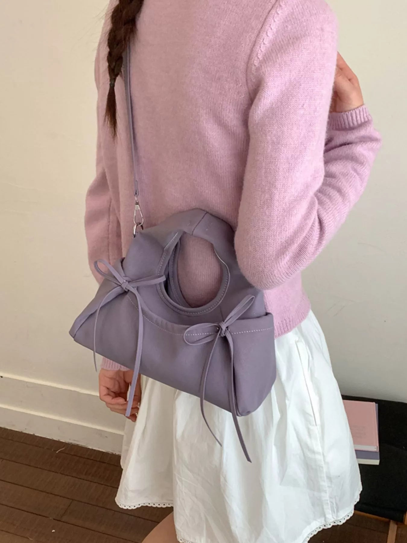 Bow Detail Crossbody Bag