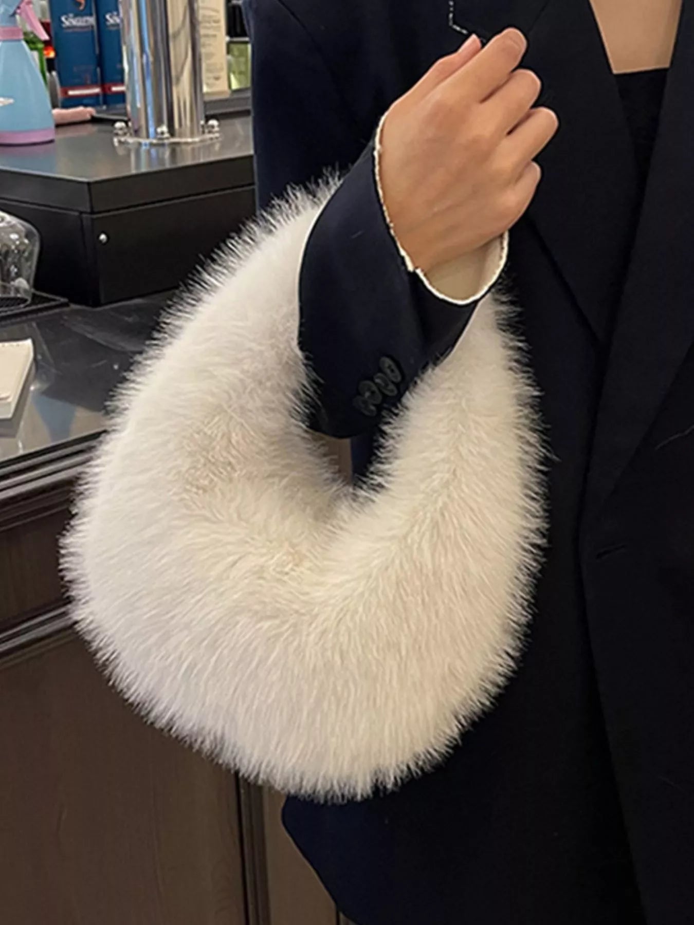Fluffy Solid Color Handbag