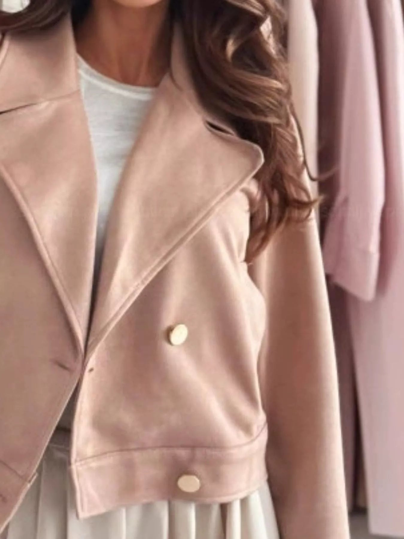 Chic Double-Breasted Cropped Jacket