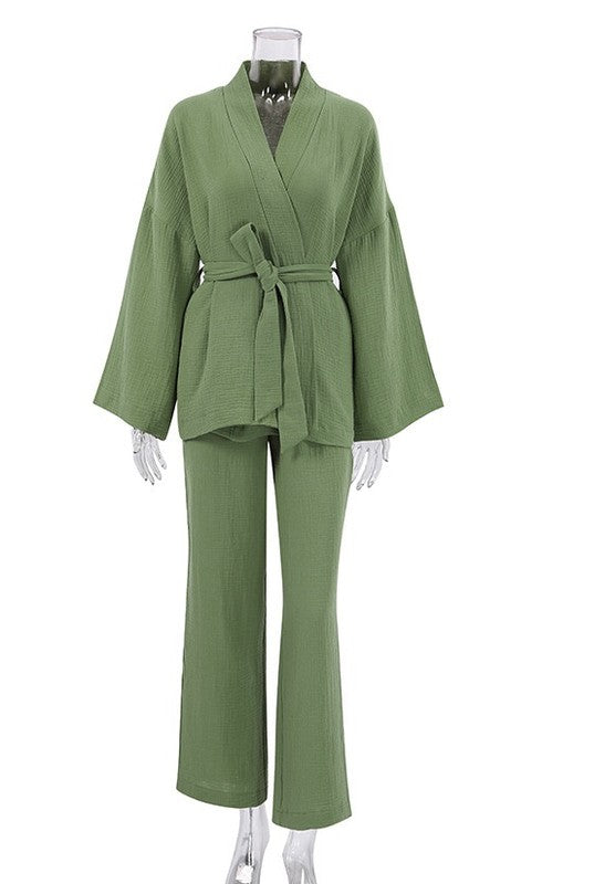 Two piece set