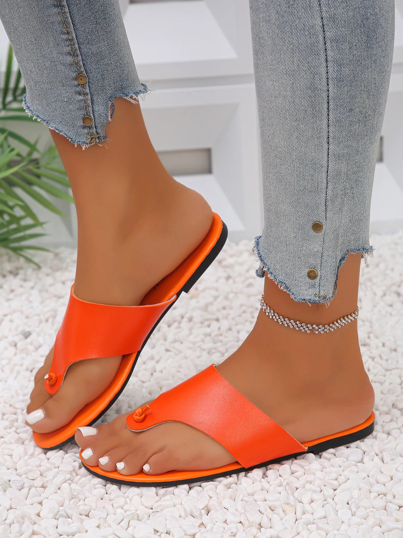Toe Post Flats Sandals
